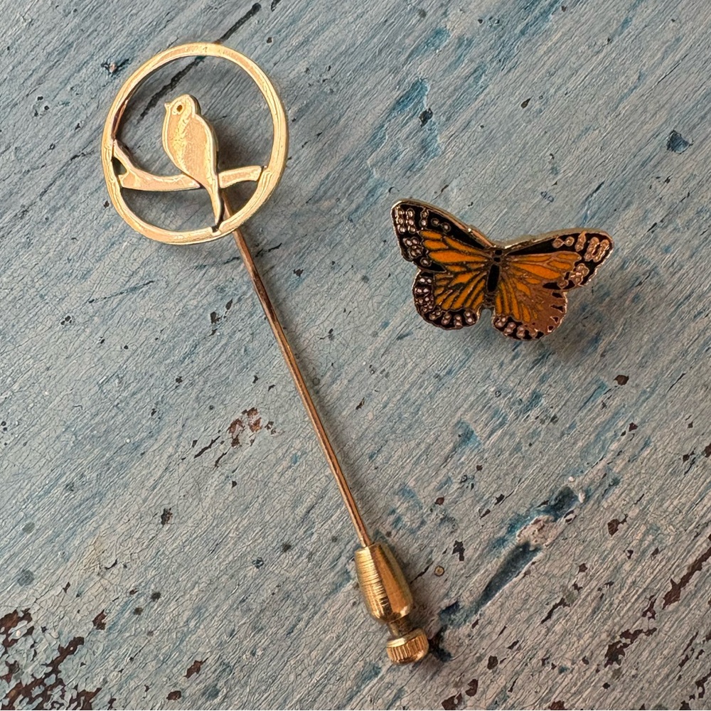 Bundle of gold stick pin of bird on a branch and little monarch butterfly pin - Picture 1 of 7